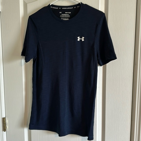 Men’s Small Under Armour Navy Blue Seamless Tee - Picture 1 of 4